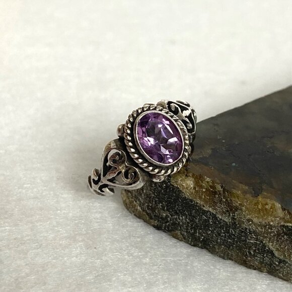 Oxidized Sterling Silver 925 Oval Amethyst Scrollwork Openwork Ring Size 6.75 - Picture 3 of 16